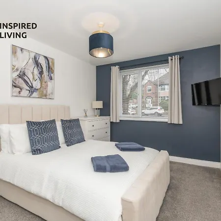 Stylish & Modern 2 Bed 2 Bath With Free Parking Apartment Leeds  Exterior photo
