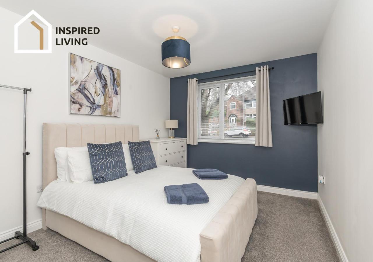Apartment Stylish & Modern 2 Bed 2 Bath With Free Parking Leeds (West Yorkshire)